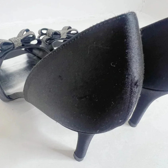 Stuart Weitzman Alas Crystal-Bow d’Orsay Black Satin Pump Women's Size 8.5 - Picture 11 of 11